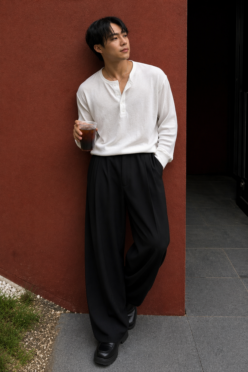 SKMRA Relaxed Henley Tee – Ivory