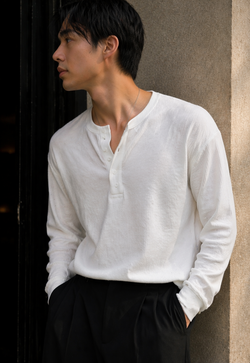 SKMRA Relaxed Henley Tee – Ivory